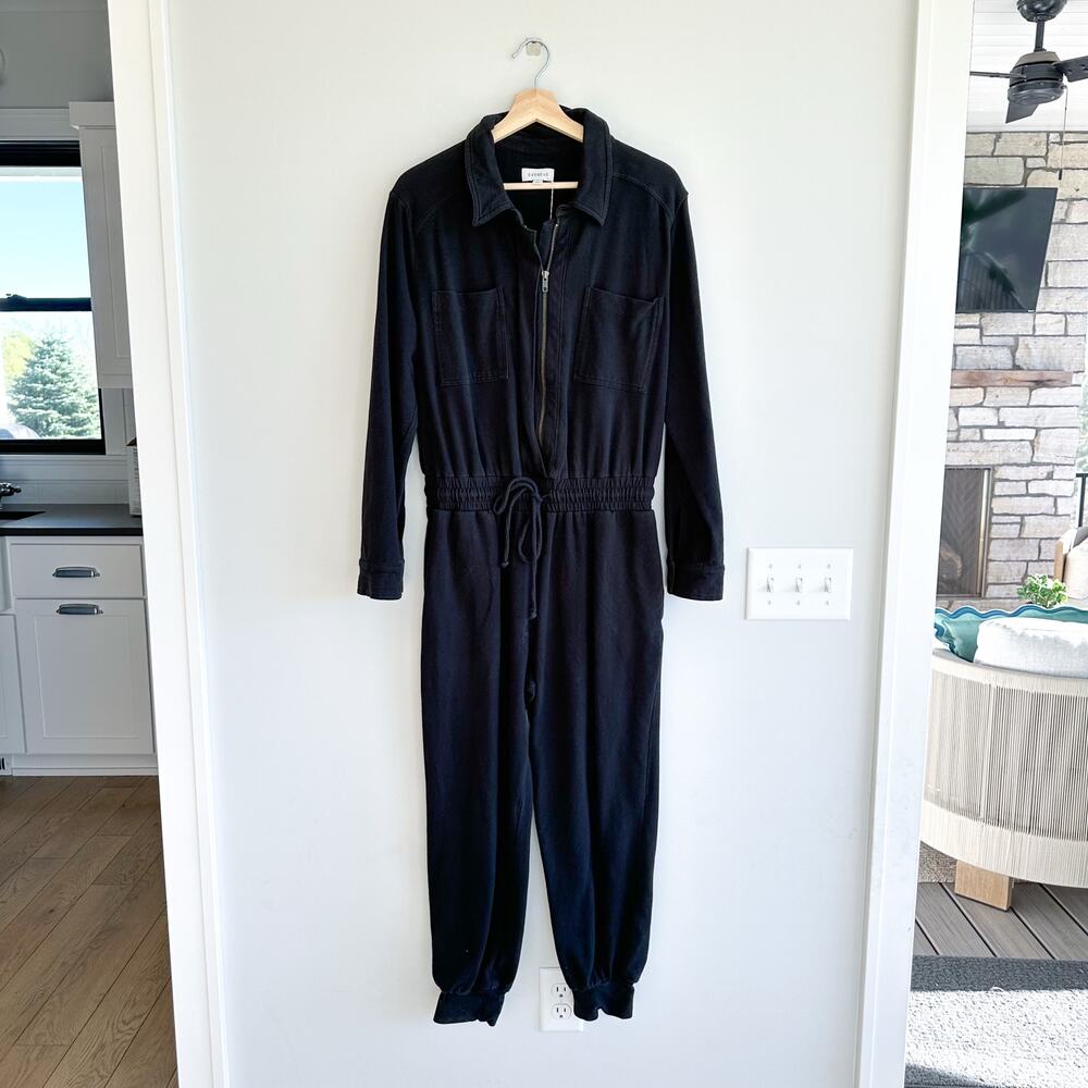 Evereve Myra Long Sleeve Zip Front Collared Jumpsuit Black L